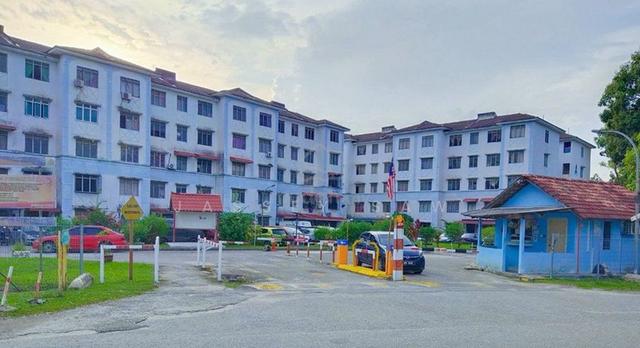 Dahlia Apartment (Putra Perdana) 1