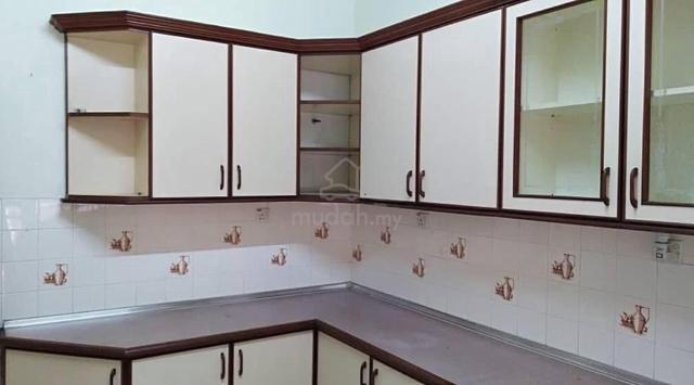 Happy Garden 2 Storey KL Jalan Klang Lama 4R3B Facing Open For Rent 1
