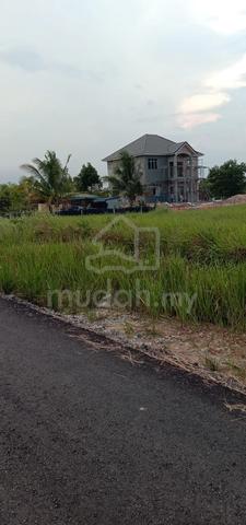 Tanah Lot Banglo untuk Dijual Di belakang SMK MAT KILAU 1