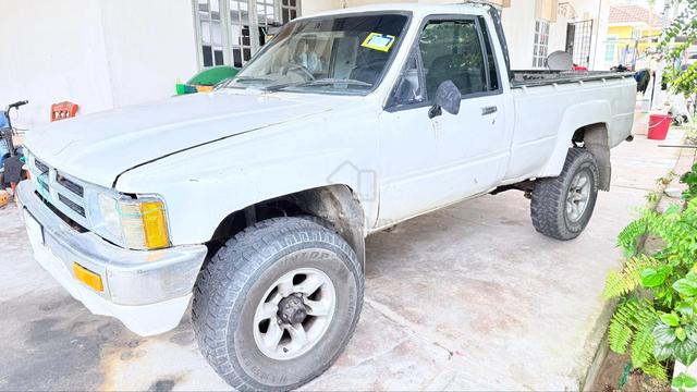 1995 Toyota HILUX 2.8 MY95 LN106R (M) - 3