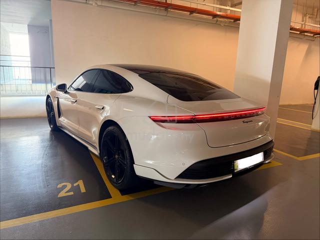 2021 Porsche TAYCAN (A) - 2
