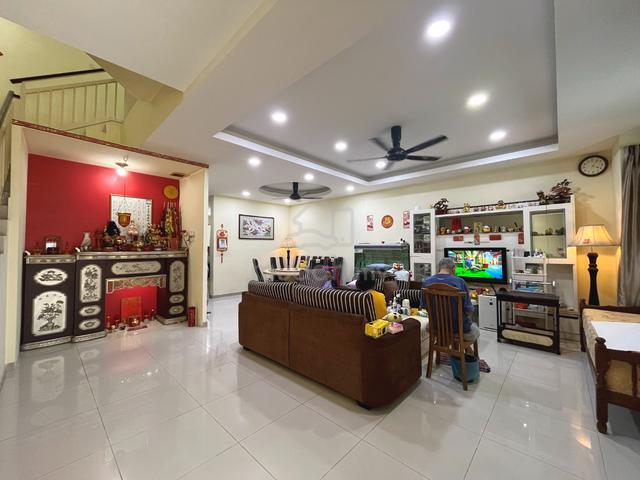 Balakong Taman Mesra Utama - 3 Storey Terrace 1