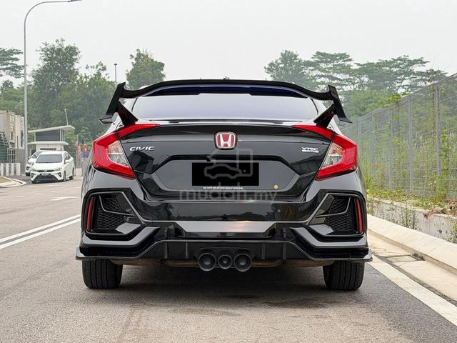 2016 Honda CIVIC 1.5 TC Sporty Car King F/Loan - 3