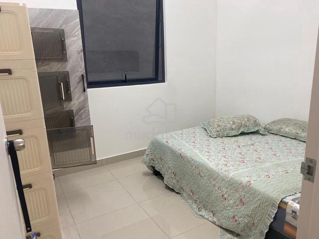 Fully Furnished Selangor Setia Alam Room For Rent 1