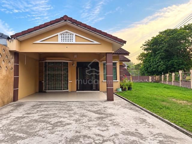 [CORNER LOT] Puteri Wangsa Ulu Tiram |Non Bumi Unit|BIG SIZE 4739 SQFT 1