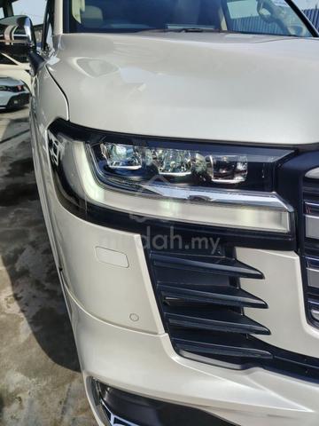 2023 Toyota LANDCRUISER 3.4 ZX FJA300W (A) - 4