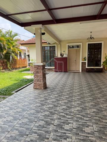 Corner Lot and Auto Gates 1