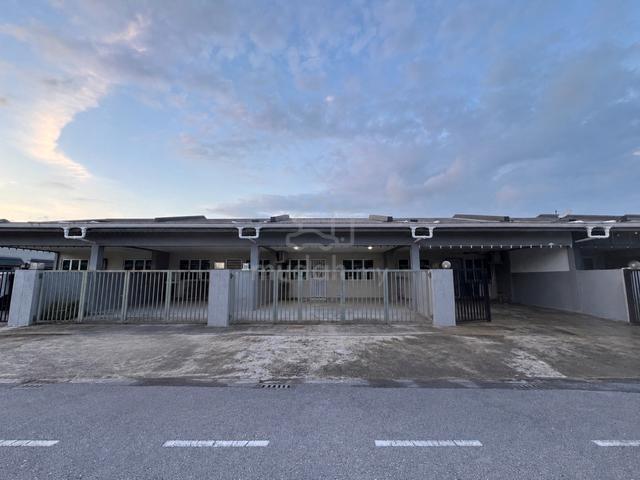 Sarawak Kuching Partially Furnished Terraced House For Rent 1