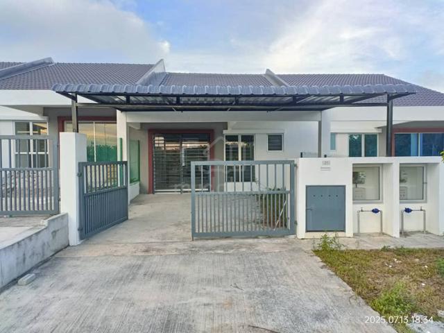 Rumah Teres 1 Tingkat  Taman Topaz Untuk Disewa 1