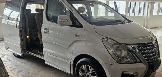 2015 Hyundai GRAND STAREX 2.5 ROYALE MY2014 (A) - 2