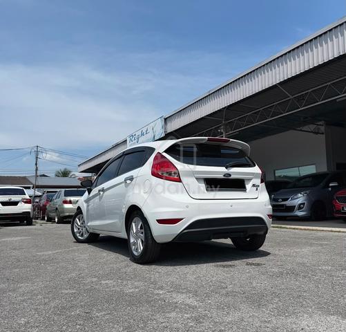 Ford FIESTA 1.6 SPORT TI-VCT (A) - 3