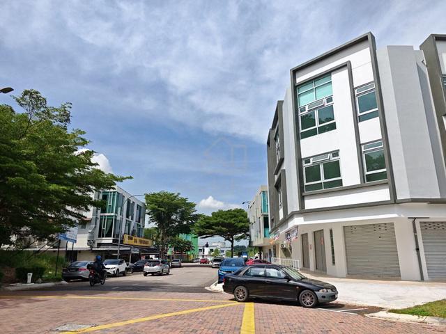 Adda Heights 3 Storey Shop Corner Lot 33x75 1