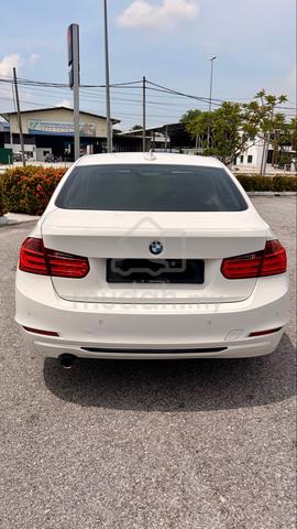 2015 Bmw 3 SERIES 2.0 20I SPORTS EDITION (CKD) - 2