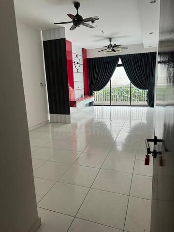 Sky Gardens Residences 1
