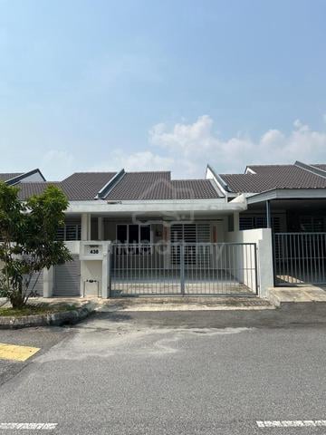 New Single Storey House Facing Garden SEREMBAN 3 Bedroom 2 Bathroom 1