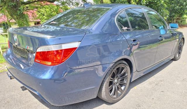 2006 BMW 525i (A) M Sport Loan Kedai Blacklist Top - 2