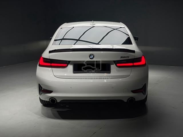 2022 BMW 320i Sport Sedan (A) - 4