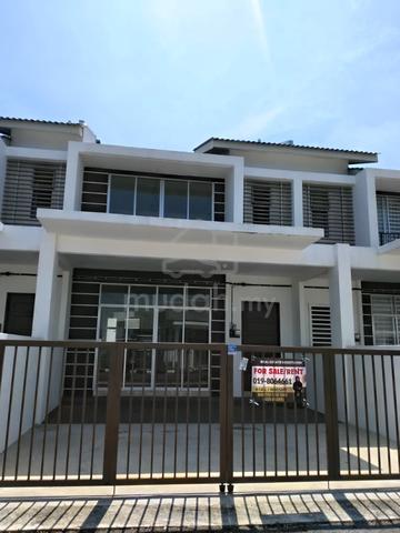 Taman Kerian Putra, Pekan Baru Parit Buntar untuk dijual 1