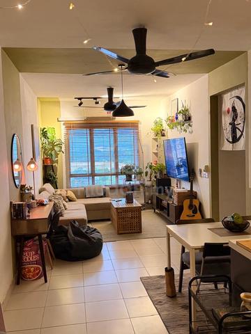 Bilik master untuk disewa (Seri jati apartment) kemasukan November 1