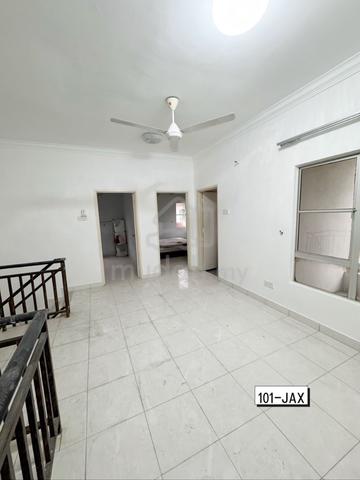 FACING FIELD !! 32x75 4R3B Aman Perdana Double Storey Semi-D Klang 5
