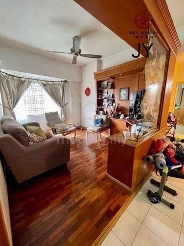 Regency Condominium 1