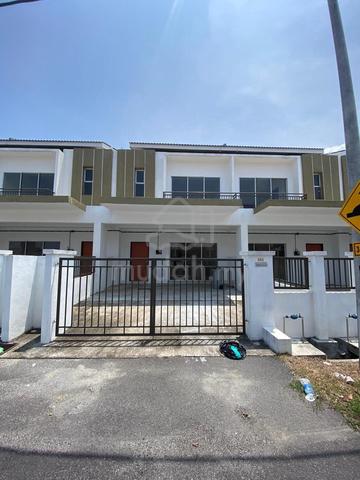 [RUMAH BARU&FREEHOLD)Tmn Pahlawan 2, Gemas Teres 2 tingkat Utk Dijual 1