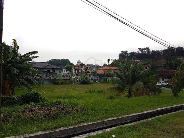 CORNER Bungalow Lot Taman Tenaga KM14 Puchong 1