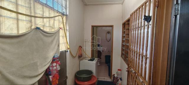 Singel storey --Jalan meranti Taman Sri pulai Johor bahru -- FULL LOAN 4