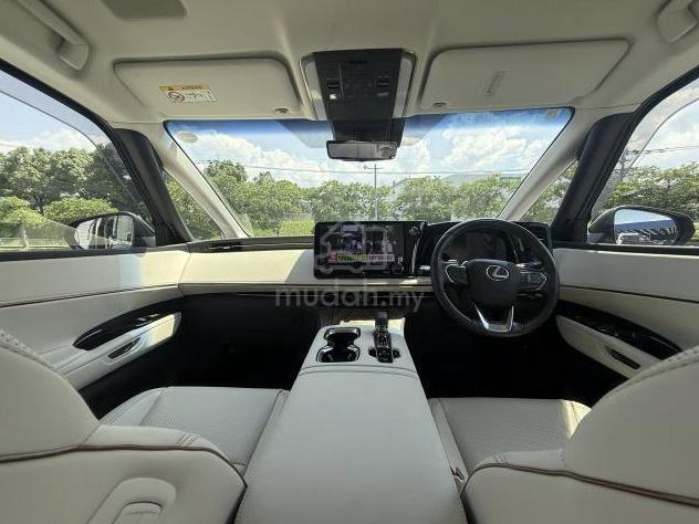 2025 Lexus LM 2.4 500H VERSION L MY24 AW10 (A) - 3