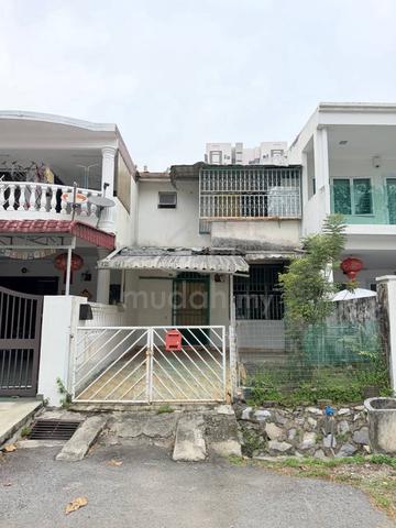 FACING OPEN Double Storey Taman Sri Rampai 1