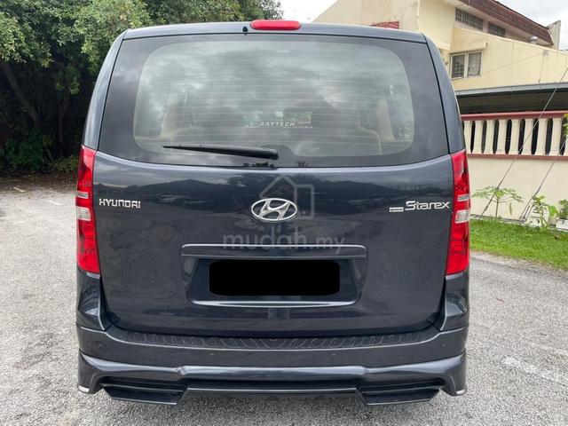 Hyundai GRAND STAREX EXECUTIVE 2.5L LEATHER SEAT - 5