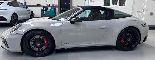 2023 Porsche 911 (992.1) Targa 4 GTS - 3