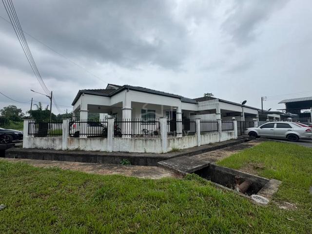 FOR SALE, Single-Storey Terrace Corner, Taman Lai Lai, Batu 11 1
