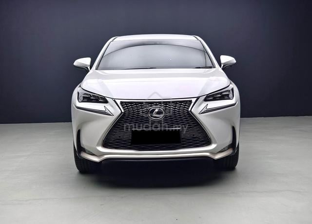 2016 Lexus NX200 2.0 T LUXURY Side Cam 2Tone Inter - 3