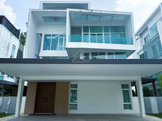 Renovated 60x90 Bungalow Aspen Garden Residence Sejati Setia Cyberjaya 1