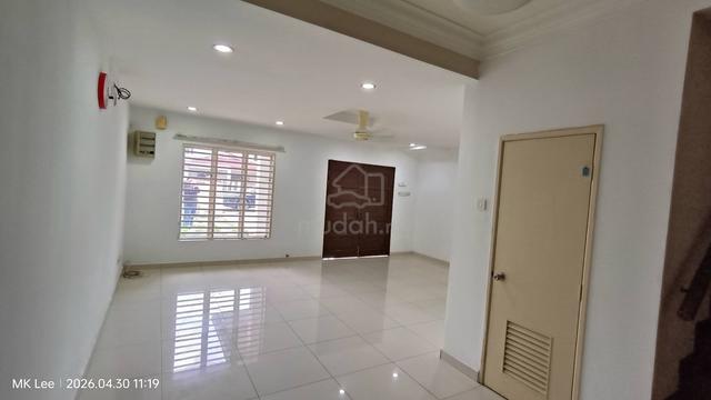 Bandar Botanic Jenaris Double Storey House 20x75 Renovated, Klang 1