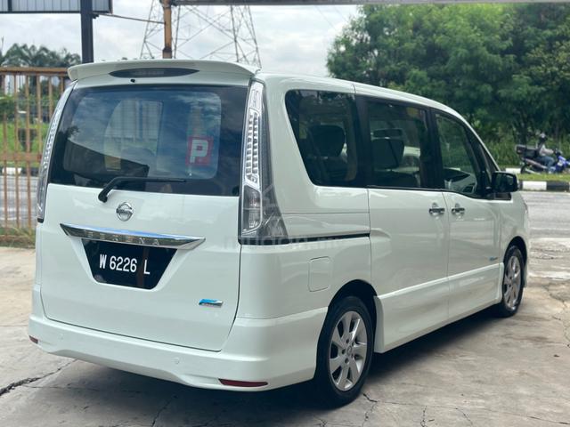 2013 Nissan SERENA 2.0 S-HYBRID HIGHWAY STAR - 3