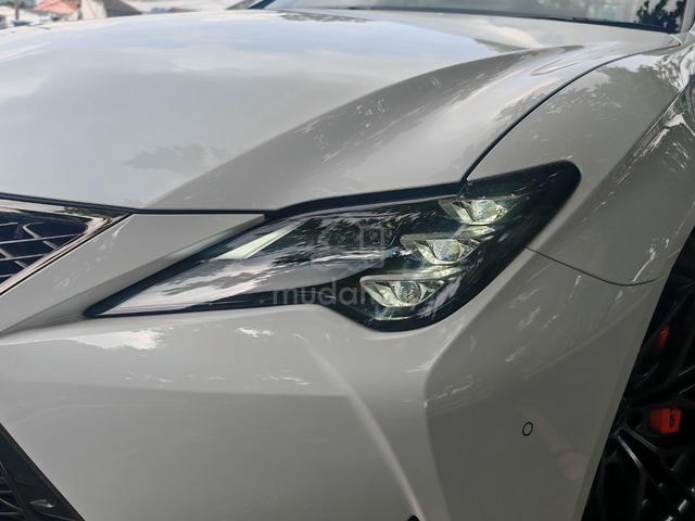 2024 Lexus RC 300 F-SPORT Mark Levinson SunRoof - 3