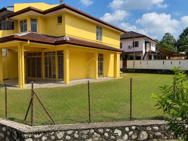 Corner Lot Double Storey House for Rent in Taman Puncak Jalil 1