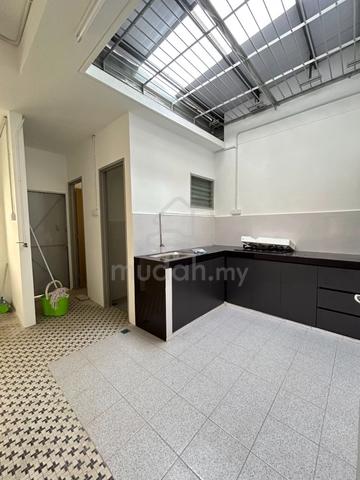 Pulau Tikus NER ISLAND HOSPITAL 2-Storey Terrace 4-Bedrooms 1600sf 1