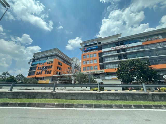 Facing Highway Shop Office @ SetiaWalk Puchong For Sale 2