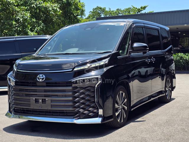 Toyota VOXY 2.0 ZS KIRAMEKI III (A) - 1