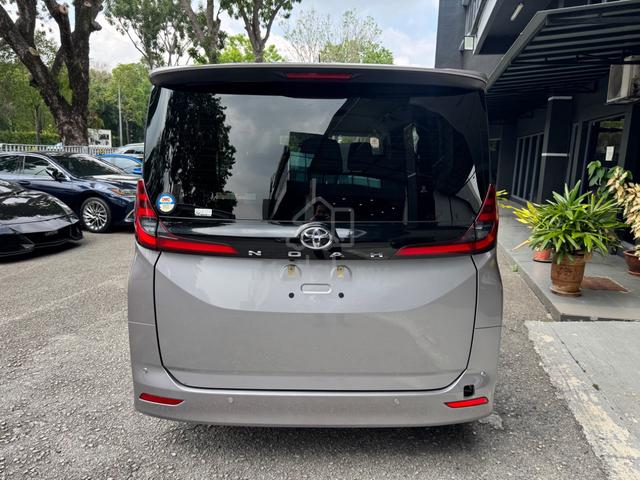 TOYOTA NOAH X 2.0(a)UNREG 2023 - 5