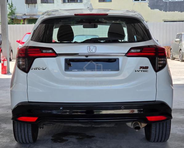 Honda HR-V 1.8 RS✅FULL SERVICE HONDA✅LOW MILEAGE - 4