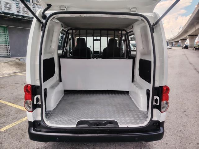 2012 Nissan NV200 1.6 (M) Semi Panel Van - 5