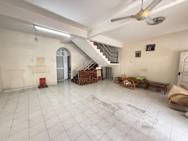 Melaka Taman Kasturi Double Storey House , Ujong Pasir BELOW VALUE 1