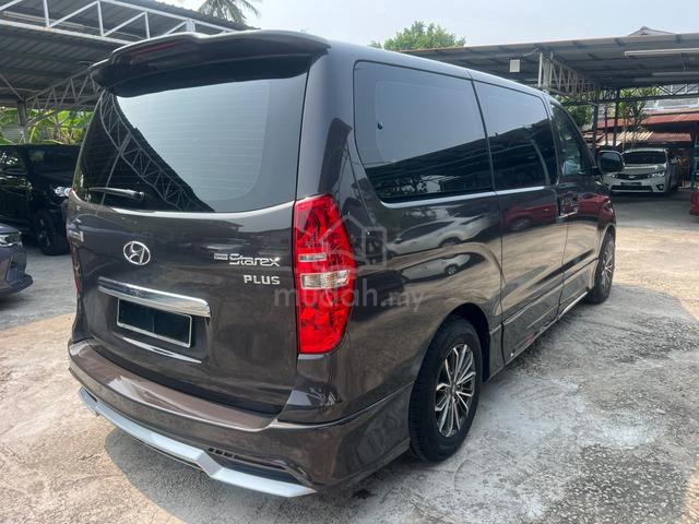 2019 Hyundai GRAND STAREX 2.5 EXECUTIVE PLUS - 2