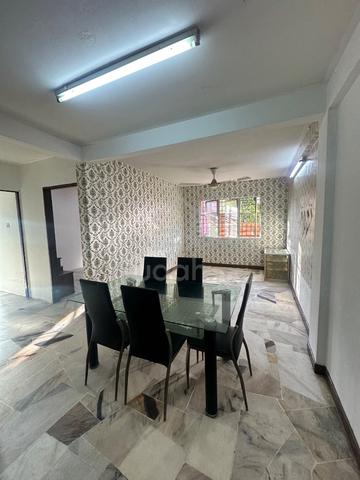 Flat PKNS Seksyen 7 Shah Alam 1