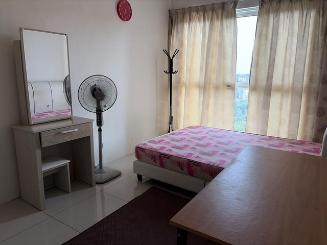 Bilik master orchard ville (male only) 1