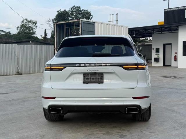 2022 Porsche Cayenne 3.0🌟27050KM ONLY BEIGE Seat - 5
